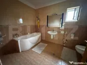 Casa de vanzare, 390 mp, zona Cetate 