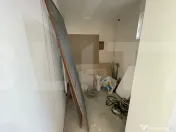 Casă cu 3 camere în Dumbrăvița 