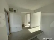 Casă cu 3 camere în Dumbrăvița 