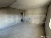 Casă P+1 semifinisată, 250 mp, garaj, teren generos, zona 