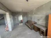 Casă P+1 semifinisată, 250 mp, garaj, teren generos, zona 