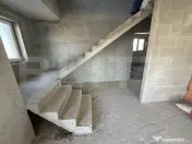 Casă P+1 semifinisată, 250 mp, garaj, teren generos, zona 