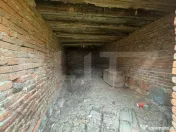 Casa cu 2 camere in Densus, 20 km de Manastirea Prinslop 