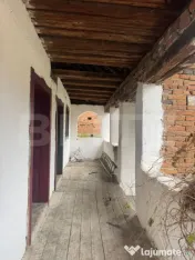 Casa cu 2 camere in Densus, 20 km de Manastirea Prinslop 