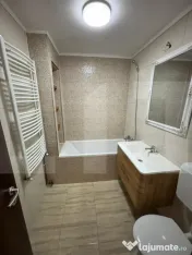 Apartament 3 camere decomandat, etaj intermediar, 70 mp, zon 