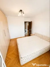 Apartament 3 camere decomandat, etaj intermediar, 70 mp, zon 