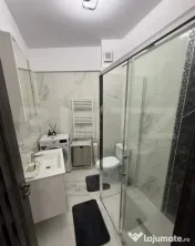 Apartament 3 camere, 80mp, etaj intermediar, bloc nou, zona 