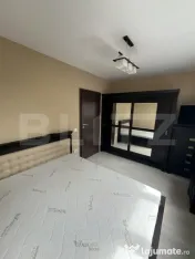 Apartament de 3 camere, Subcetate 