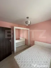 Apartament de 3 camere, Subcetate 