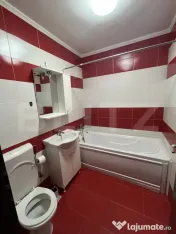 Apartament de 3 camere, Subcetate 