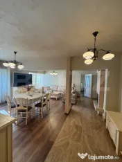 Apartament 4 camere, ETAJ 1, Bulevardul Independentei - cu l 