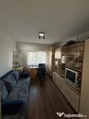 Apartament 4 camere, ETAJ 1, Bulevardul Independentei - cu l 