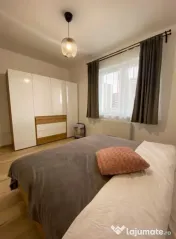 Apartament 3 camere, decomandat - zona Tractorul 