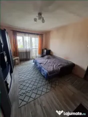 Apartament 3 camere, decomandat - zona Astra 