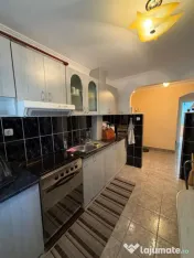 Apartament 4 camere. etj 2, Radauti 