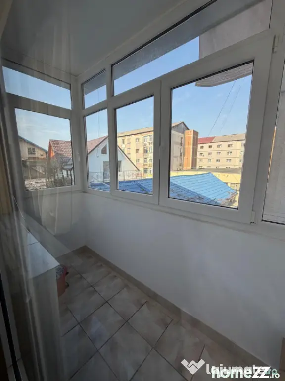 Apartament 4 camere. etj 2, Radauti