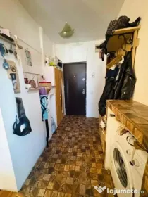 Vând apartament
