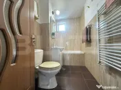 Apartament 3 camere elegant, decomandat, etaj 2/3 – langa 