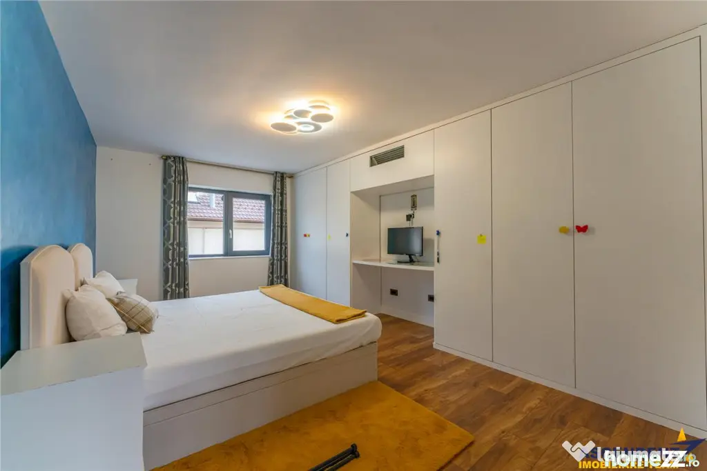 FILM 3D! Vila high tech, cu semineu, terase,jacuzzi, 151 mp