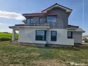 Casă deosebita cu 4 dormitoare in Cihei 
