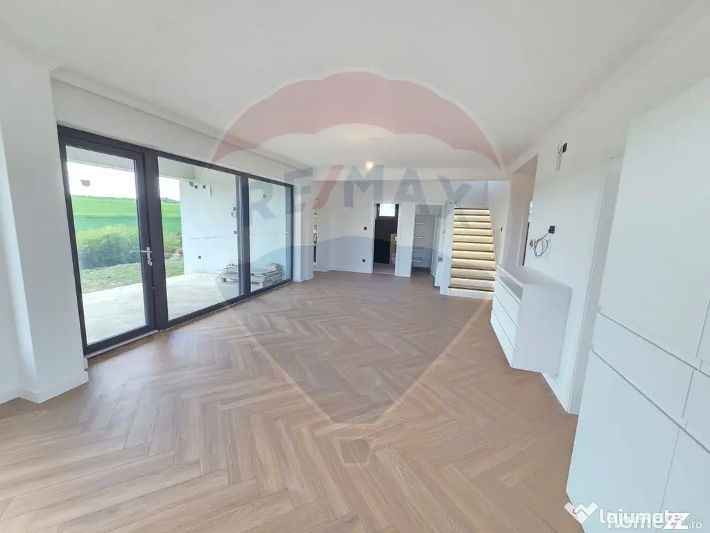 Casă deosebita cu 4 dormitoare in Oradea- Cihei