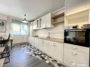 Apartament cu 2 camere, 54 mp, garaj, terasa, in cartierul 