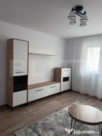 Apartament 4 camere, decomandat, etaj intermediar, zona USV