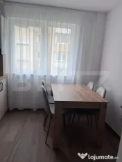 Apartament 4 camere, decomandat, etaj intermediar, zona USV 