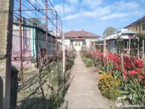 Casa la curte in orasul Oltenita
