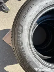 245/65R17 Michelin 