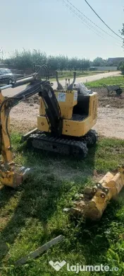 Mini excavator 