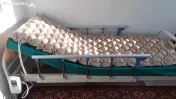 Pat medical reglabil echipat pentru persoane obeze imobilizate de maxim 260 kg 