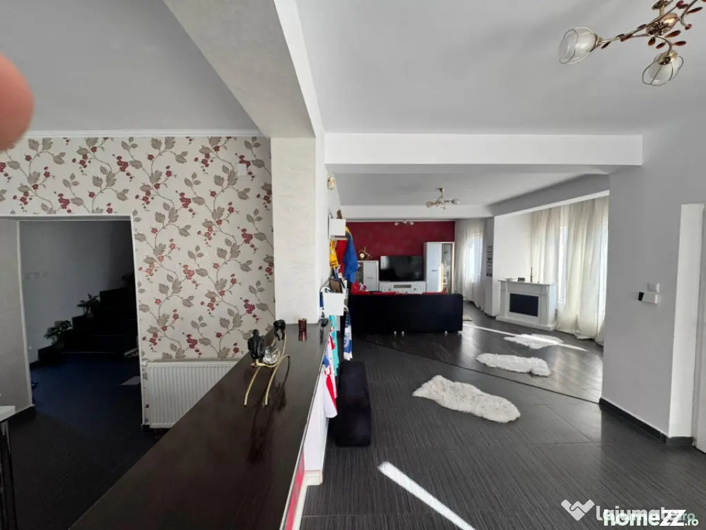0% comision: Proprietate completă, 2 locuințe și terasă