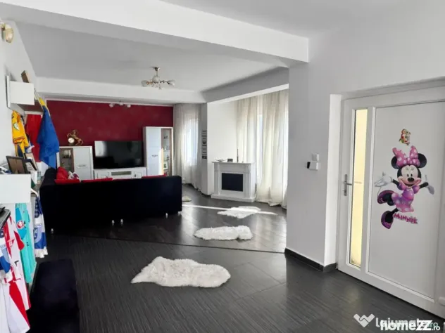 0% comision: Proprietate completă, 2 locuințe și terasă