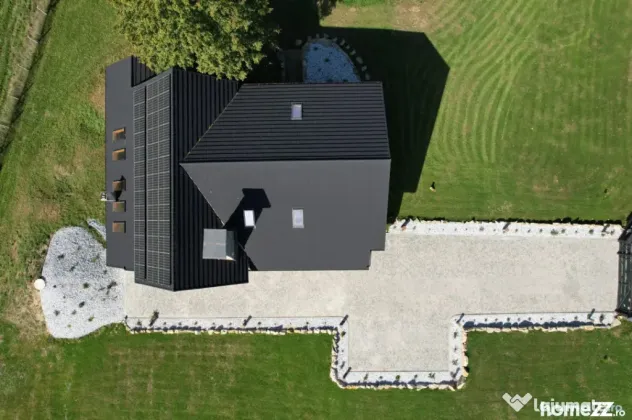 Cabana exclusivista din lemn rotund, 5500mp teren, Sucevita - Sucevita (Suceava)
