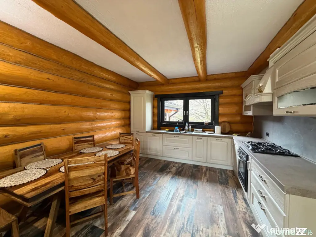 Cabana exclusivista din lemn rotund, 5500mp teren, Sucevita - Sucevita (Suceava)