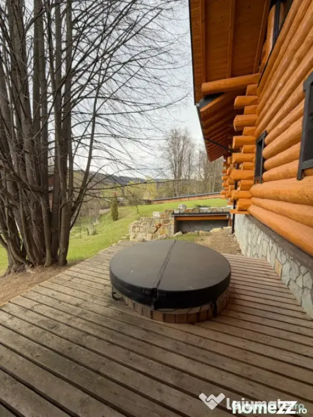 Cabana exclusivista din lemn rotund, 5500mp teren, Sucevita - Sucevita (Suceava)