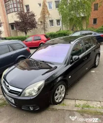 Opel Signum 2.0 TDi 150 Cp 2006