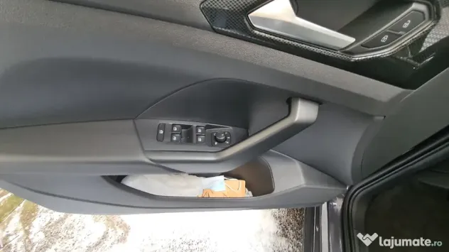 Schimb sau vand VW TCROSS,din 2024,4300 km,cutie automata,benzina,consum 4.5l,impecabila,cu auto VW TIGUAN 2024-2026,sau TOYOTA RAV4