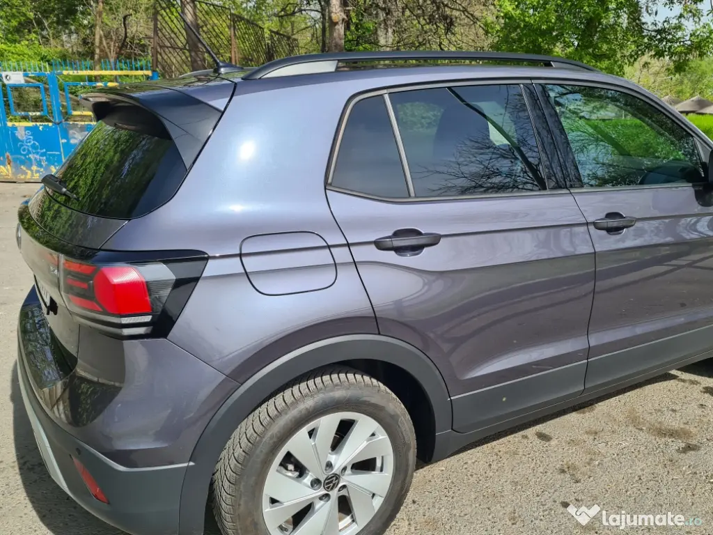 Schimb sau vand VW TCROSS,din 2024,4300 km,cutie automata,benzina,consum 4.5l,impecabila,cu auto VW TIGUAN 2024-2026,sau TOYOTA RAV4