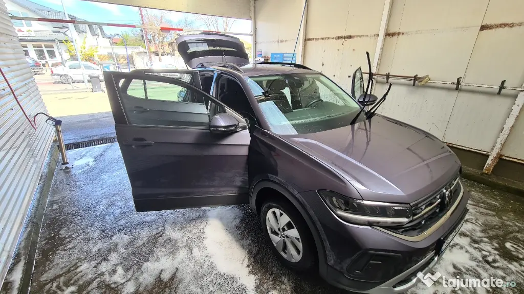 Schimb sau vand VW TCROSS,din 2024,4300 km,cutie automata,benzina,consum 4.5l,impecabila,cu auto VW TIGUAN 2024-2026,sau TOYOTA RAV4
