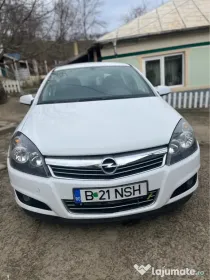 Vând Opel Astra H 1.4 Benzină – 2010