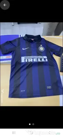 tricou