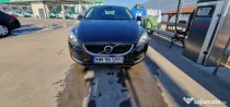 Persoana fizica vinde Volvo model V40.D2