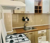 Garsoniera cu BALCON - JUDETEAN strada Traian Astra 