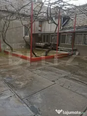 Casa de vanzare 6 camere la Varias jud.Timis 
