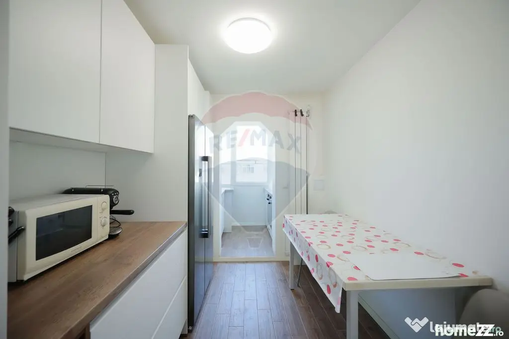 De vânzare apartament PB, 3 camere, Rogerius - RENOVAT C...
