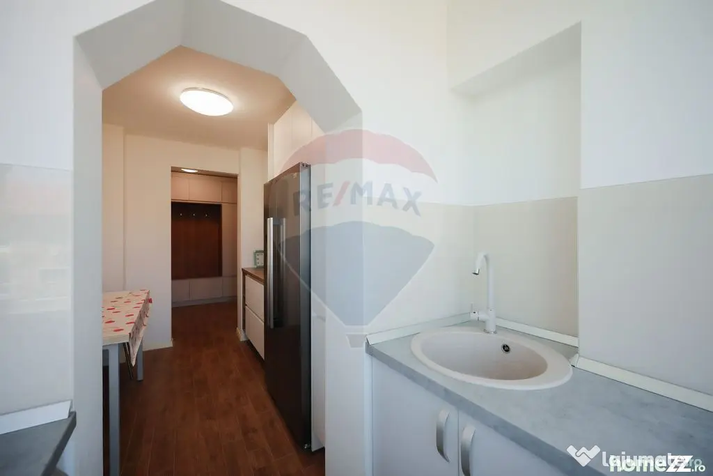De vânzare apartament PB, 3 camere, Rogerius - RENOVAT C...