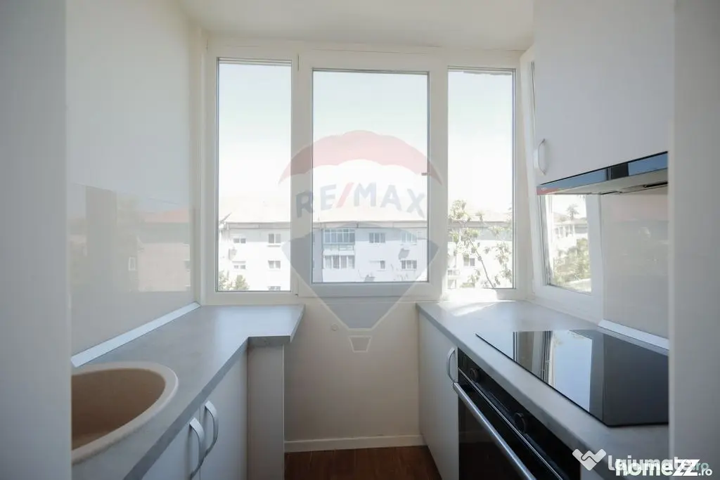 De vânzare apartament PB, 3 camere, Rogerius - RENOVAT C...