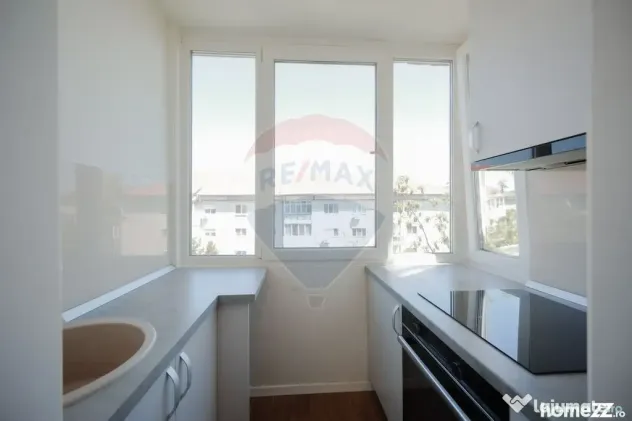 De vânzare apartament PB, 3 camere, Rogerius - RENOVAT C...
